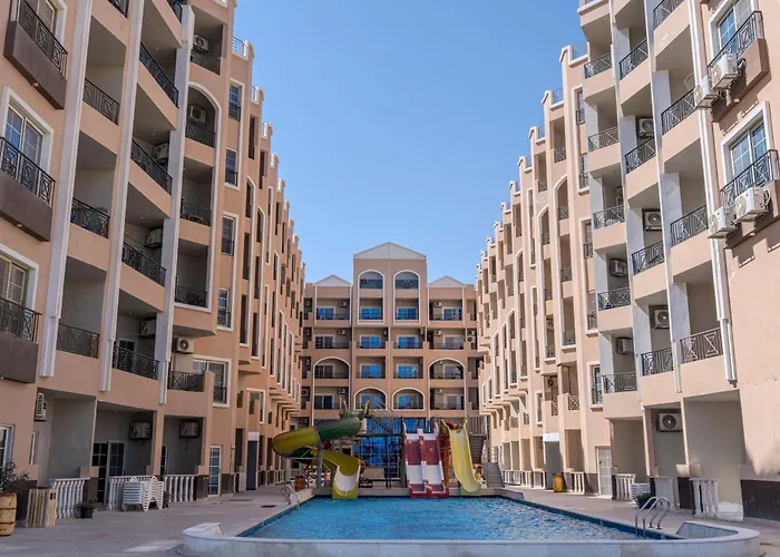 Meerblick Apartment, Pool & Strandzugang * Gurdaka